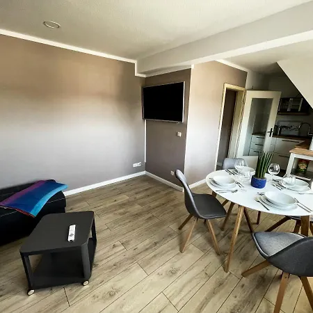 Op'n Doerp Apartament Barsbek