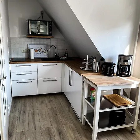 Op'n Doerp Apartament Barsbek